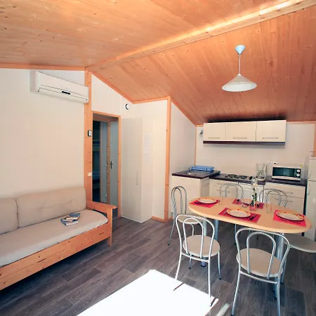 Terres De France - Les Hameaux Des Marines 2*