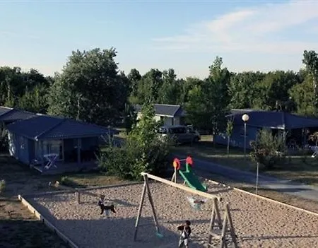 Terres De France - Les Hameaux Des Marines 2* Saint-Denis-dʼOléron