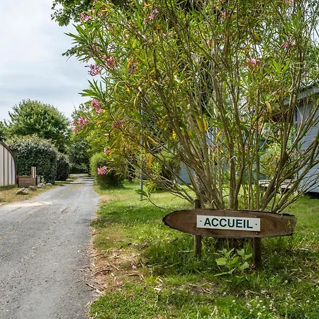 Ferienpark Terres De France - Les Hameaux Des Marines 2*