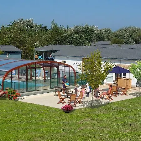 Vakantiepark Terres De France - Les Hameaux Des Marines Saint-Denis-dʼOléron