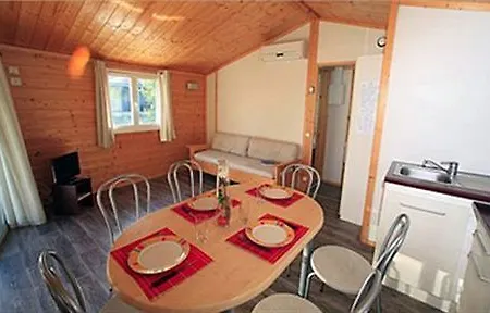 Terres De France - Les Hameaux Des Marines Holiday park 2*