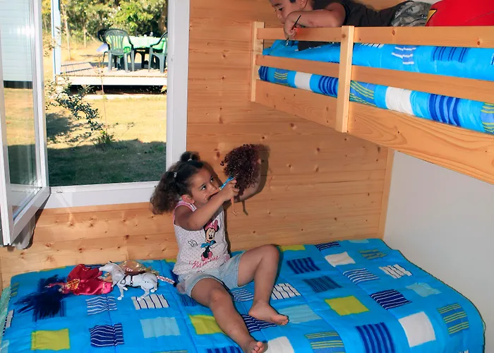 Terres De France - Les Hameaux Des Marines Holiday park 2*