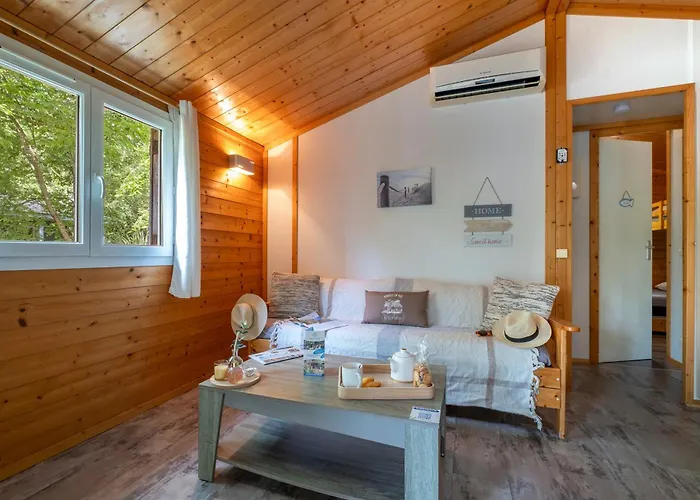 Terres De France - Les Hameaux Des Marines Holiday park 2*