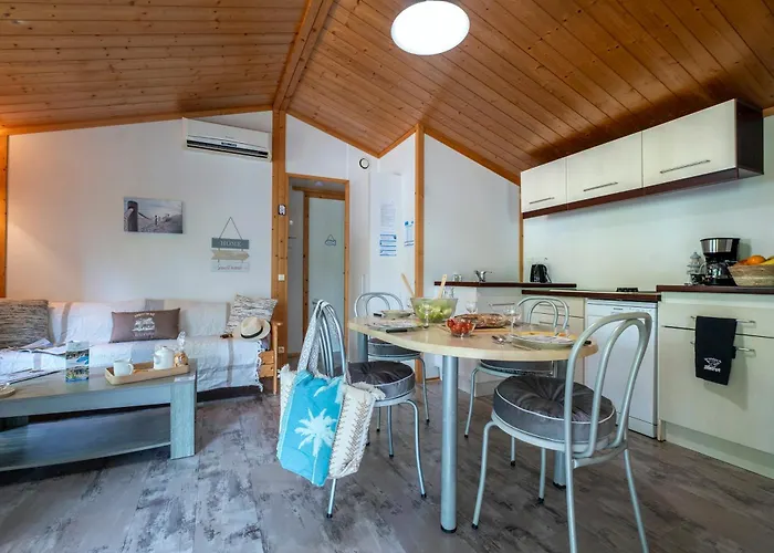 Terres De France - Les Hameaux Des Marines Holiday park